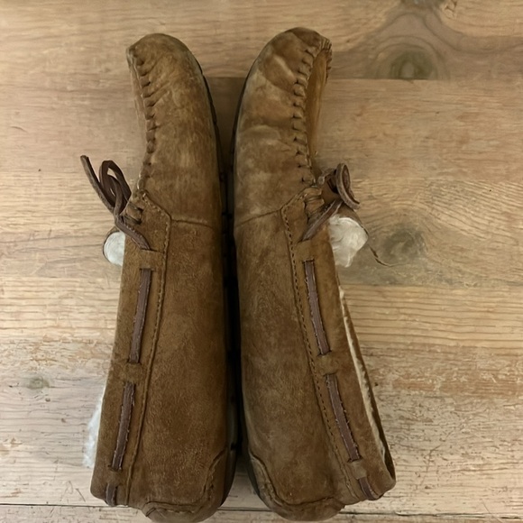 Ugg Dakota Suede Slippers Moccasins Chestnut 7 Leather Laces Water Resistant - Picture 6 of 12
